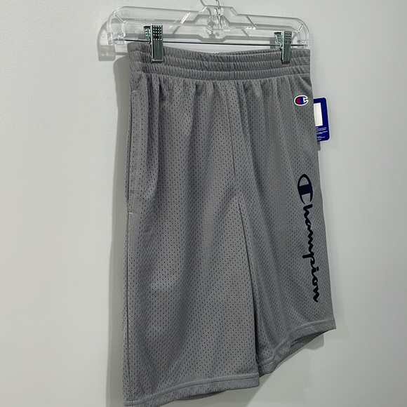 Champion Boy’s shorts size large gray vented NEW - Picture 3 of 11